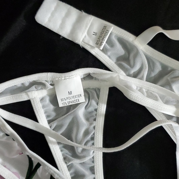 NWOT - M/L Lingerie Set - Picture 9 of 10